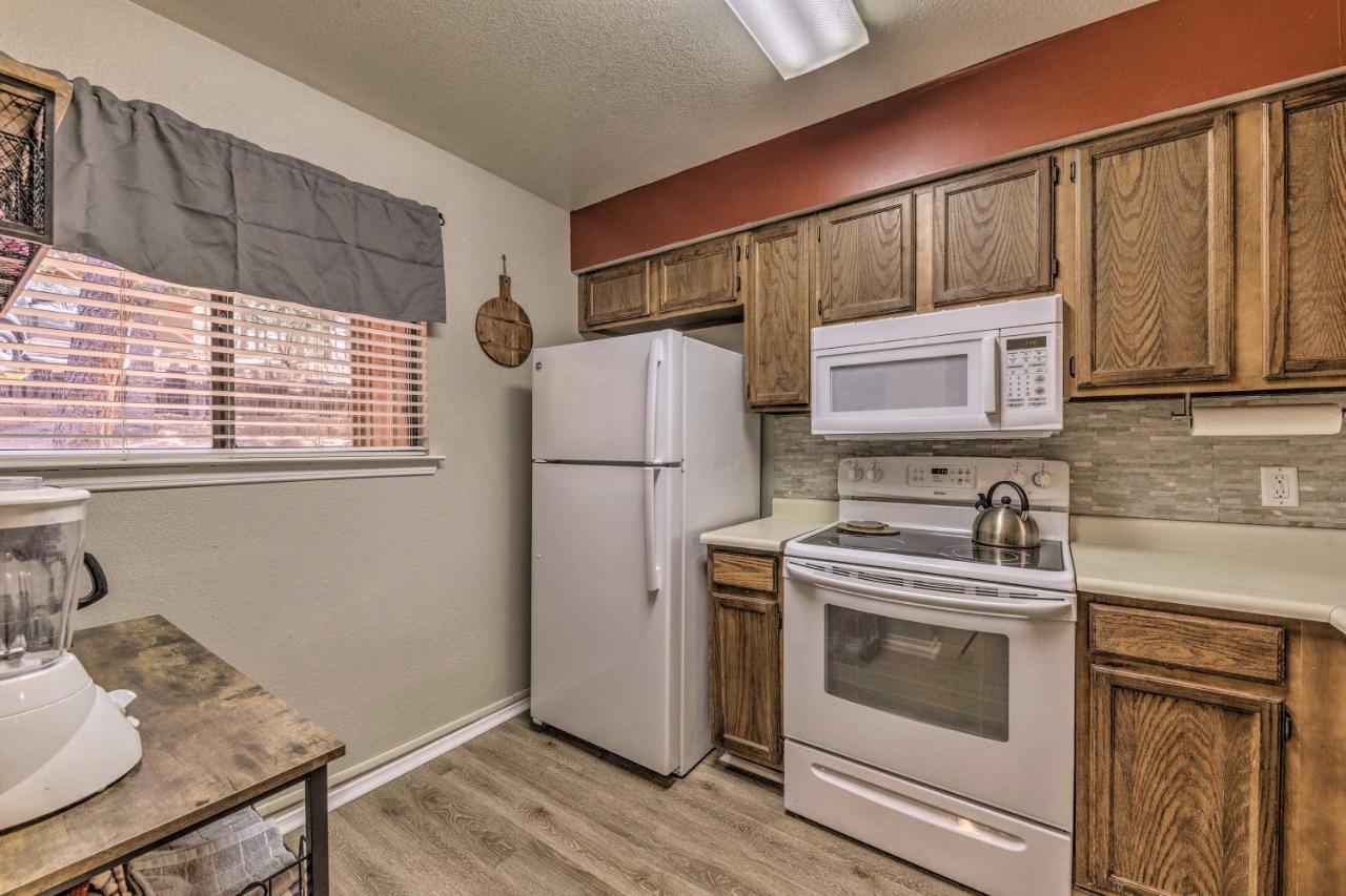 Forested Ruidoso Condo With Deck And Fireplace! Exteriör bild