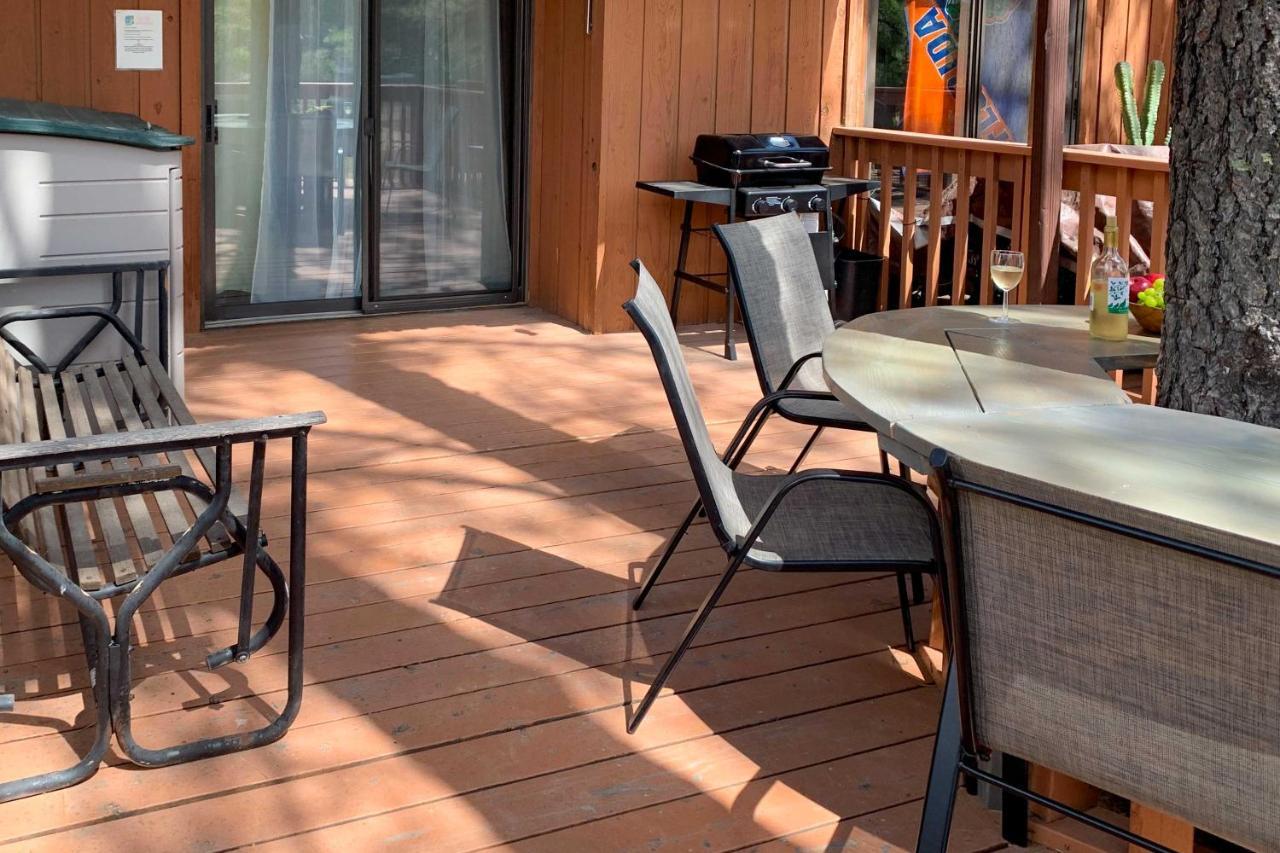 Forested Ruidoso Condo With Deck And Fireplace! Exteriör bild